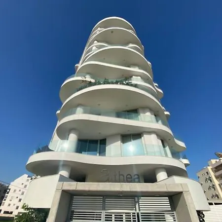 Apartment Mckenzie 2 Bedrooms Seaview Larnaca